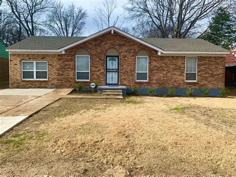 ) Also, Two full bathrooms, Laundry Room, Secure Living, and Comfortable. . Rooms for rent memphis tn